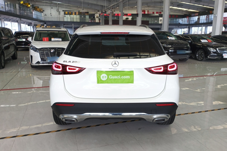 奔驰GLA 2023款 GLA 200车身外观6