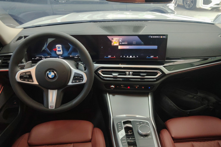 宝马3系 2023款 325Li M运动曜夜套装中控内饰12