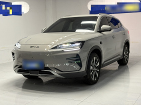 比亚迪 宋PLUS新能源 2025款 EV 智驾版 520km 尊贵型
