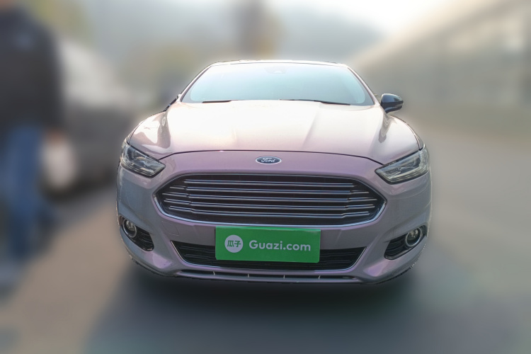 福特 蒙迪欧 2013款 2.0L GTDi200豪华型车身外观2