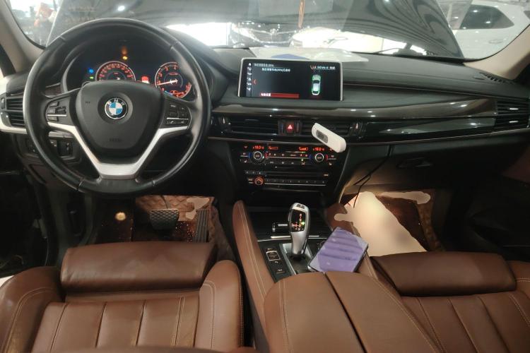 宝马X6 2018款 xDrive28i中控内饰12