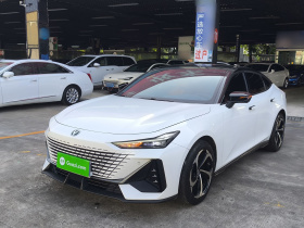 长安UNI-V 2022款 1.5T 卓越型