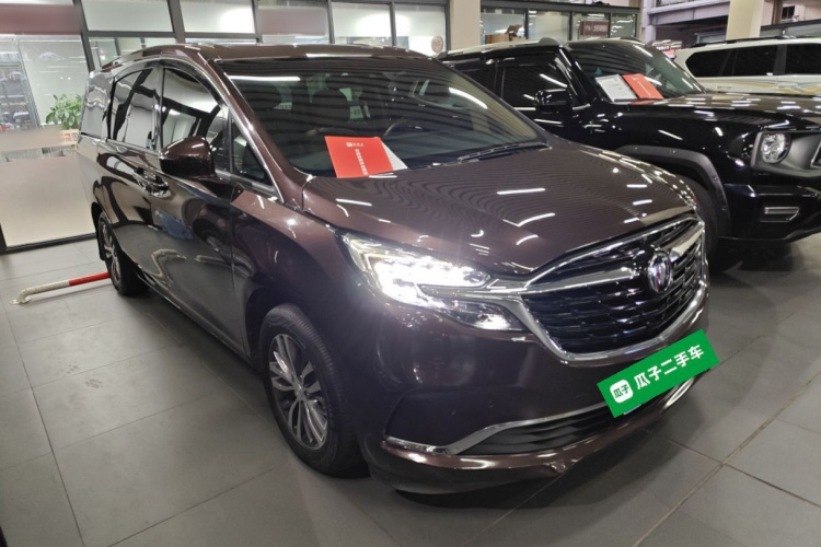 别克GL8 2020款 ES陆尊 653T 尊享型车身外观3