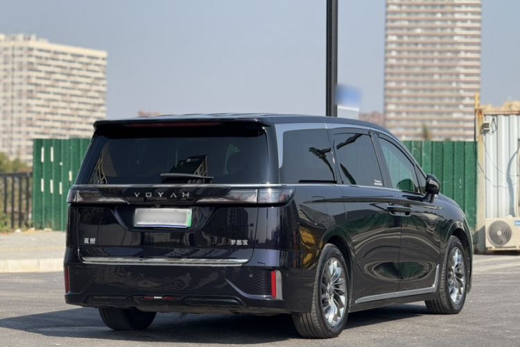 岚图汽车 岚图梦想家 2022款 低碳版 梦+智享包车身外观6001