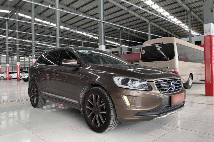 沃尔沃XC60 2015款 T5 AWD 智驭版车身外观6002