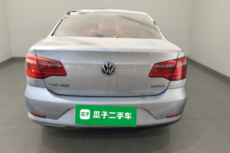大众 宝来 2014款 1.6L 自动时尚型车身外观6