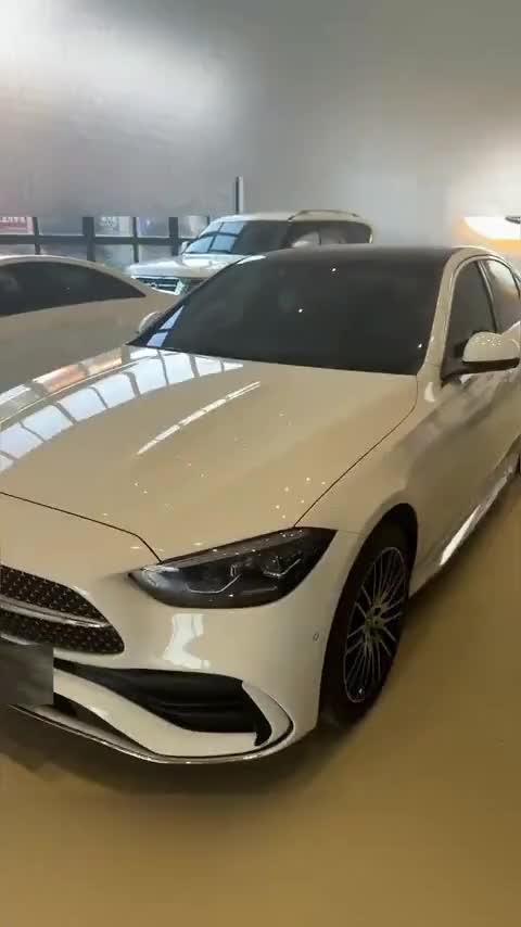 奔驰C级 2025款 C 260 L 运动版讲解2