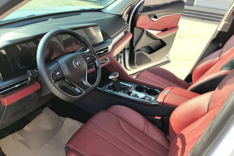 长安CS75 PLUS 2021款 1.5T 自动豪华型中控内饰7003