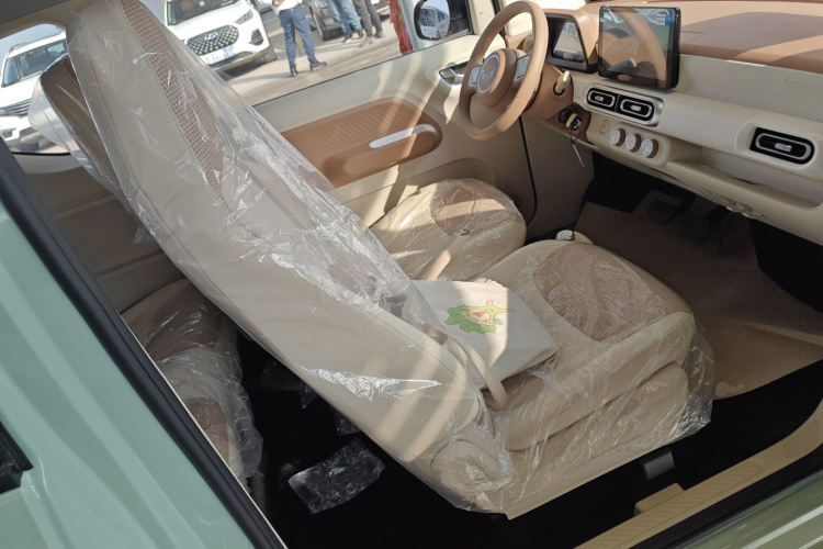 五菱汽车 宏光MINIEV 2024款 第三代 215km 青春版局部细节41