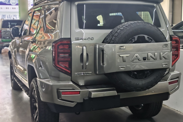 坦克400 2025款 2.4T 柴油版车身外观6004