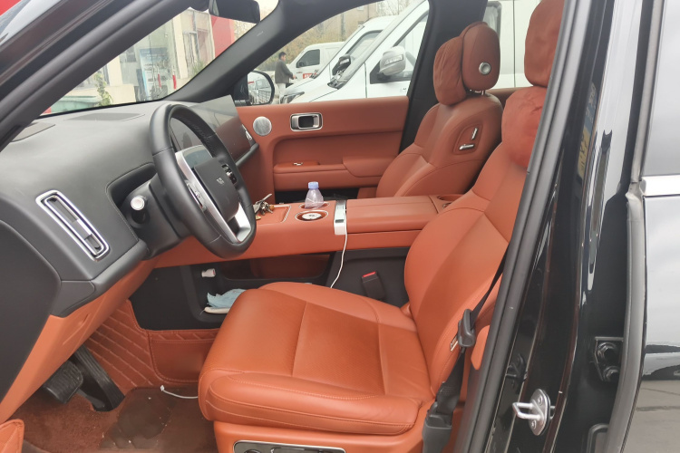 理想汽车 理想L8 2024款 Pro中控内饰19