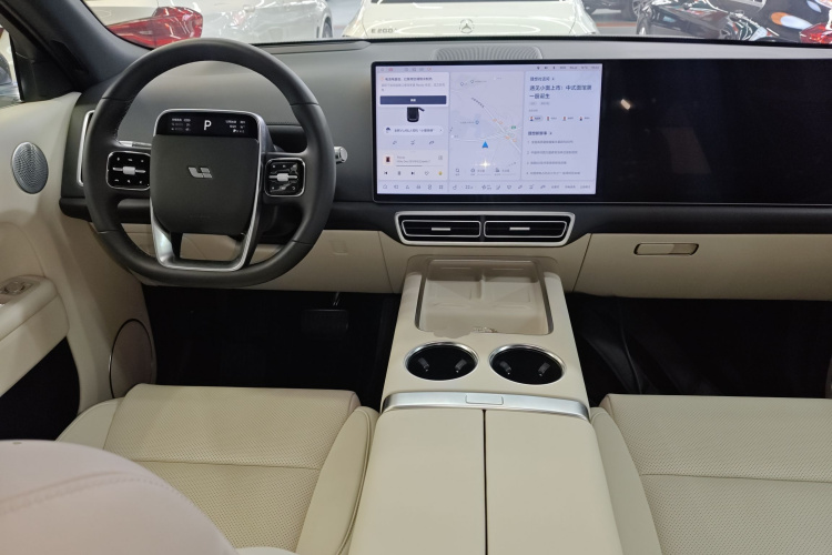 理想汽车 理想L8 2025款 Max 智能焕新版中控内饰12