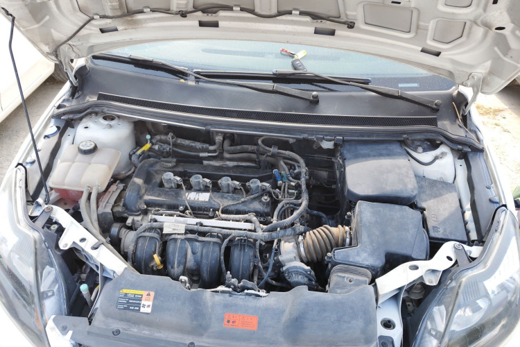 福特 福克斯 2013款 两厢经典 1.8L 手动基本型局部细节24