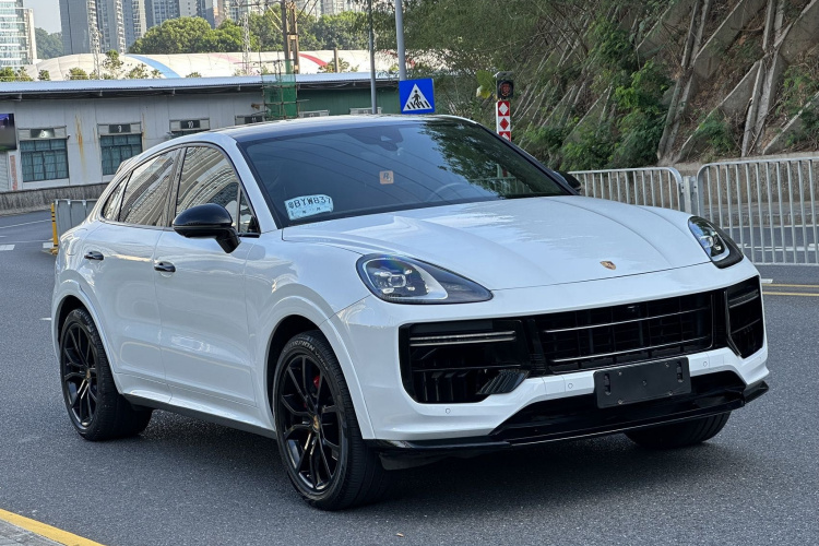 保时捷 2019款 Cayenne Coupé 3.0T车身外观6002
