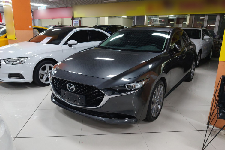 马自达3 昂克赛拉 2021款 2.0L 自动质雅版车身外观1