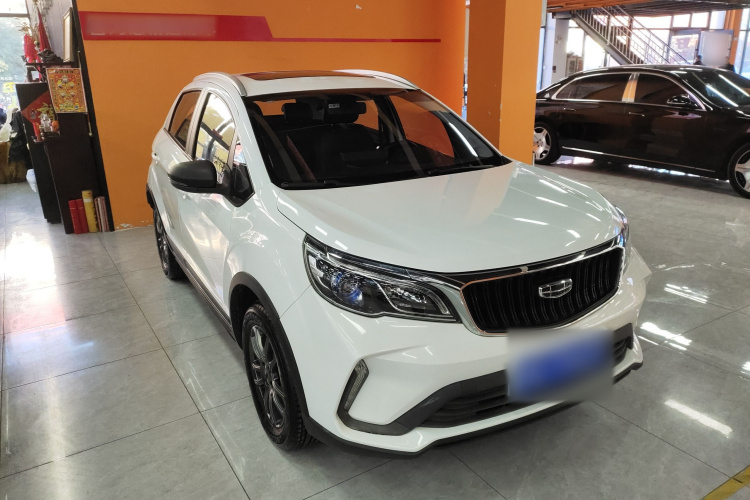 吉利汽车 远景X3 2021款 PRO 1.5L 手动精英型车身外观3