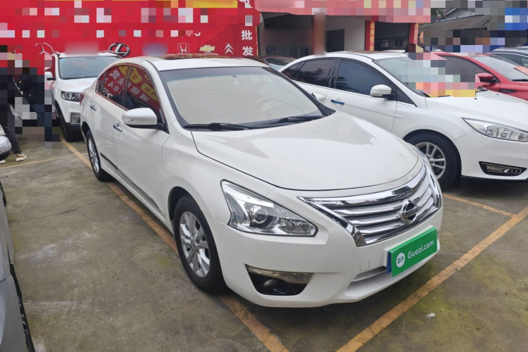 日产 天籁 2013款 2.0L XL舒适版车身外观3