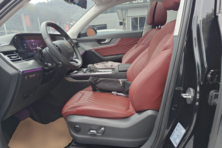 红旗HS5 2023款 2.0T 四驱旗享Pro版局部细节19