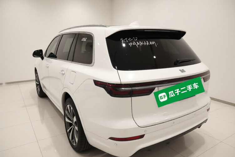 理想汽车 理想ONE 2020款 增程6座版车身外观5