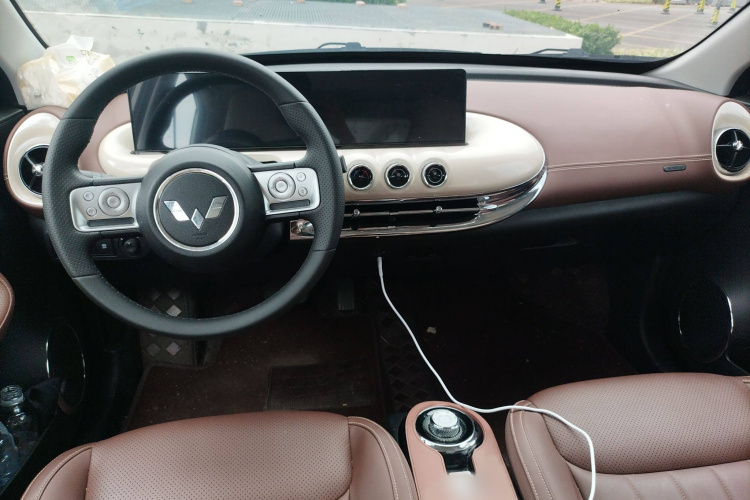 五菱汽车 五菱缤果 2024款 333km 灵犀互联款中控内饰7002