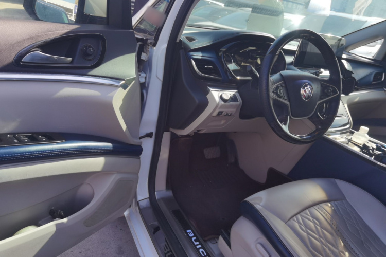 别克GL8 2021款 陆上公务舱 652T 舒适型中控内饰7003