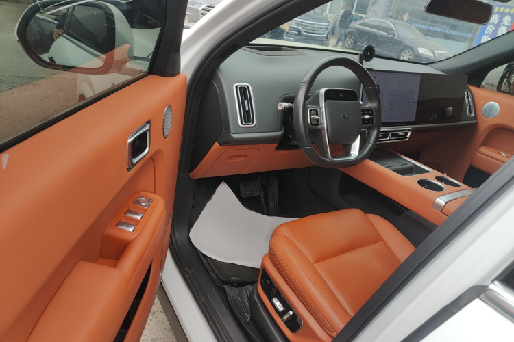 理想汽车 理想L7 2024款 MAX中控内饰7003