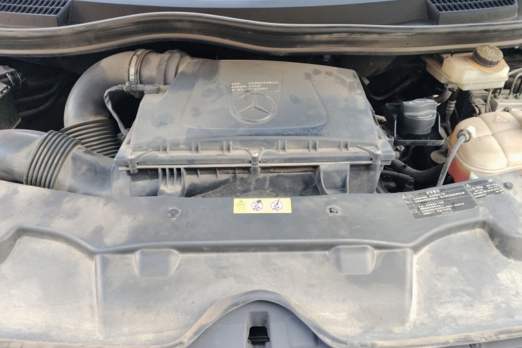 奔驰V级 2021款 V 260 L 长轴距尊贵版局部细节24