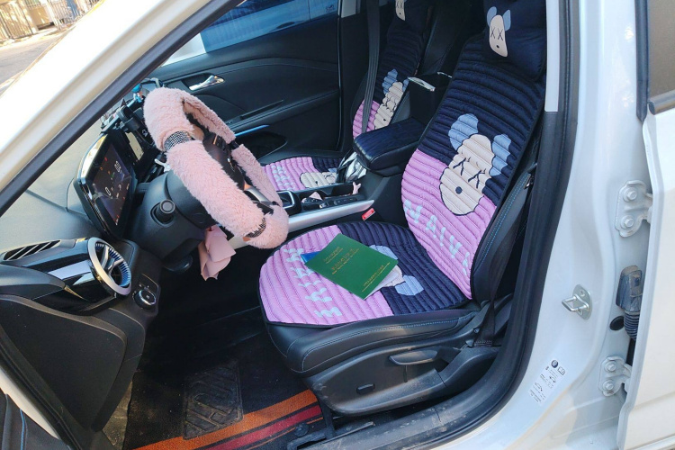 雪佛兰 科鲁泽 2023款 1.3T 轻混自动尊享版中控内饰19