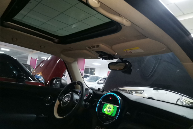 MINI 2019款 1.5T COOPER 经典派局部细节22