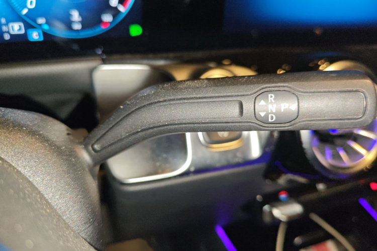 奔驰GLB 2020款 改款 GLB 200 时尚型局部细节18