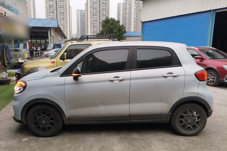 零跑汽车 零跑T03 2023款 310轻享版车身外观4