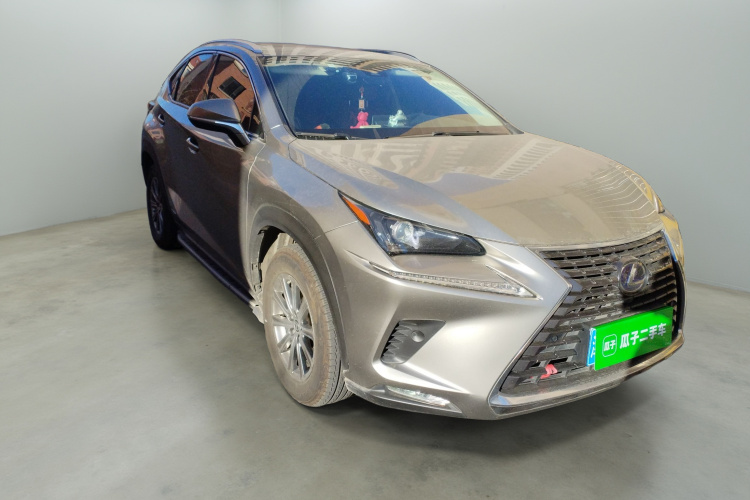 雷克萨斯NX 2020款 300h 前驱 锋尚版 国VI车身外观3