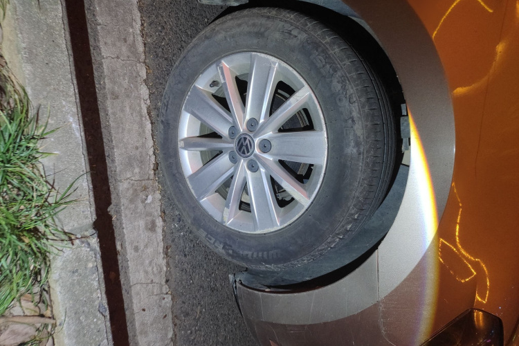 大众 捷达 2015款 质惠版 1.6L 自动舒适型车身外观6007