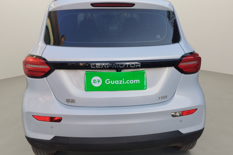 零跑汽车 零跑T03 2023款 310轻享版车身外观6