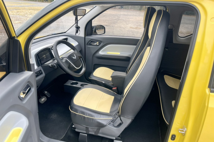 五菱汽车 宏光MINIEV 2022款 马卡龙臻享款 三元锂中控内饰7003