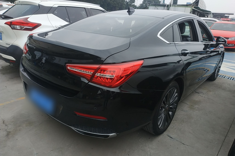 红旗H5 2020款 1.5T DCT旗韵版车身外观6005