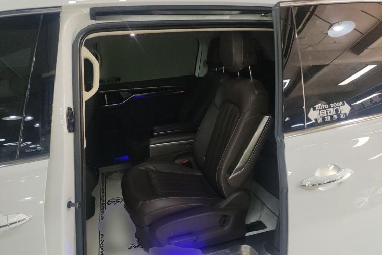 大众 威然 2020款 330TSI 豪华版中控内饰21