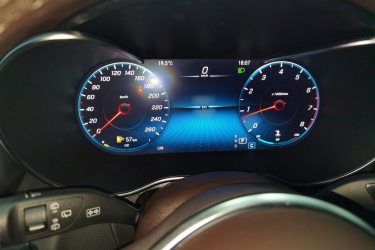 奔驰GLC 2021款 GLC 260 L 4MATIC 动感型局部细节14