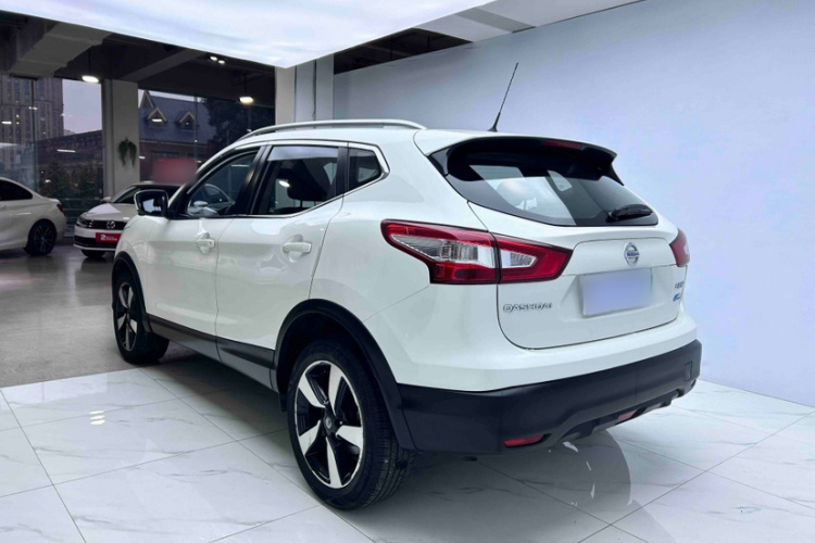 日产 逍客 2017款 2.0L CVT豪华版 国V车身外观6003