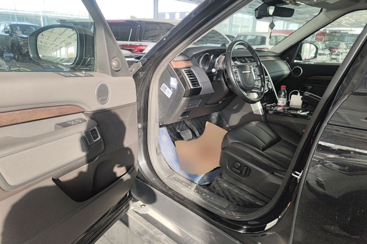 路虎 发现 2017款 3.0 SC V6 HSE中控内饰7003