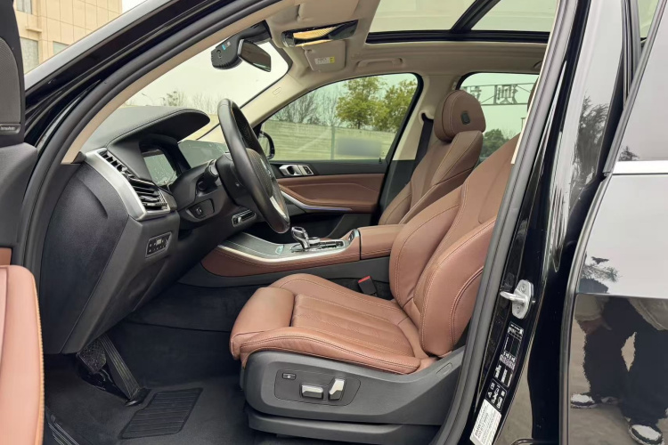 宝马X5(进口) 2021款 xDrive30i X设计套装中控内饰7006