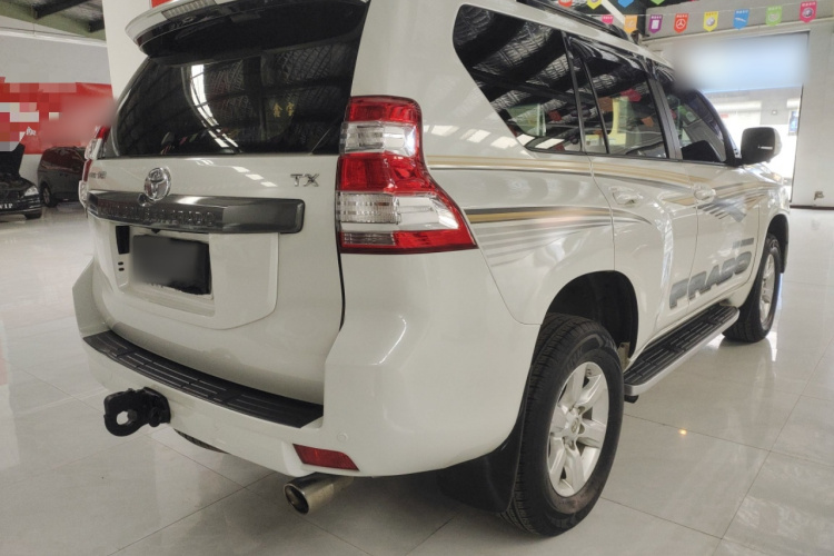 丰田 普拉多 2016款 3.5L 自动TX-L车身外观7