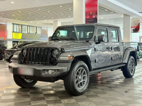 Jeep 角斗士 2023款 3.6L Overland