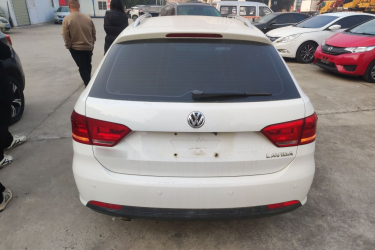 大众 朗行 2013款 1.6L 自动风尚型车身外观6