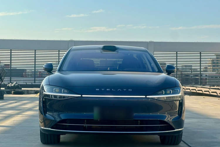 鸿蒙智行 享界S9 2025款 增程 Max+车身外观6008