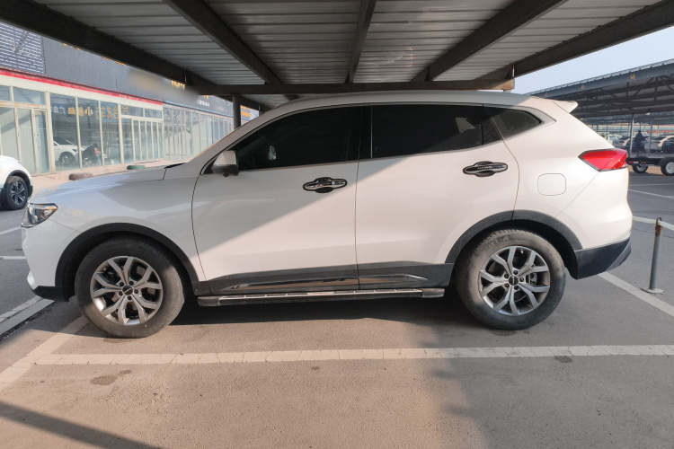 哈弗H6 2021款 国潮版 1.5T 自动冠军版车身外观4