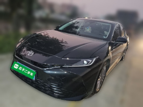 丰田 凯美瑞 2024款 双擎 2.0HE 精英版