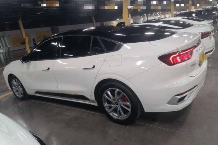 福特 蒙迪欧 2022款 改款 EcoBoost 245 豪华型车身外观4