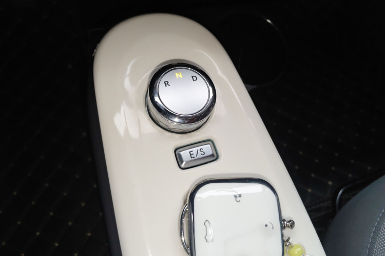 长安启源 长安Lumin 2022款 210km 香甜款局部细节18