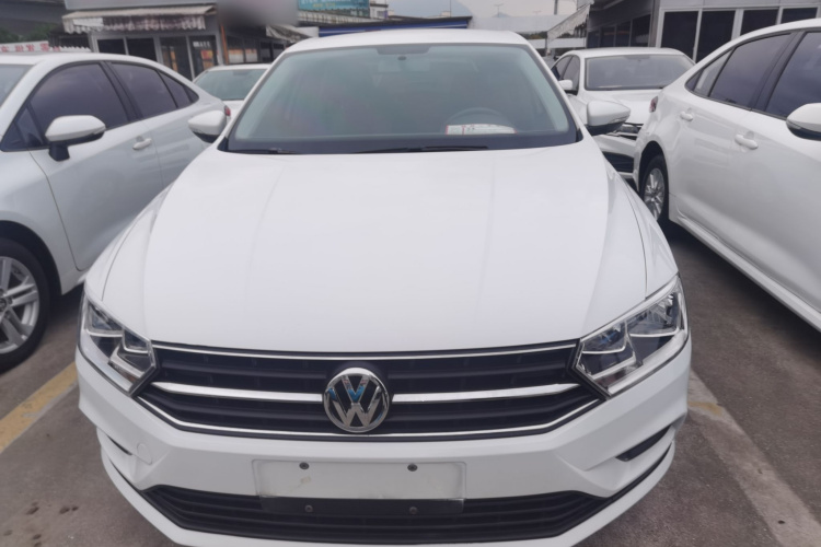 大众 2019款 改款 宝来·传奇 1.5L 自动时尚型 国VI车身外观2